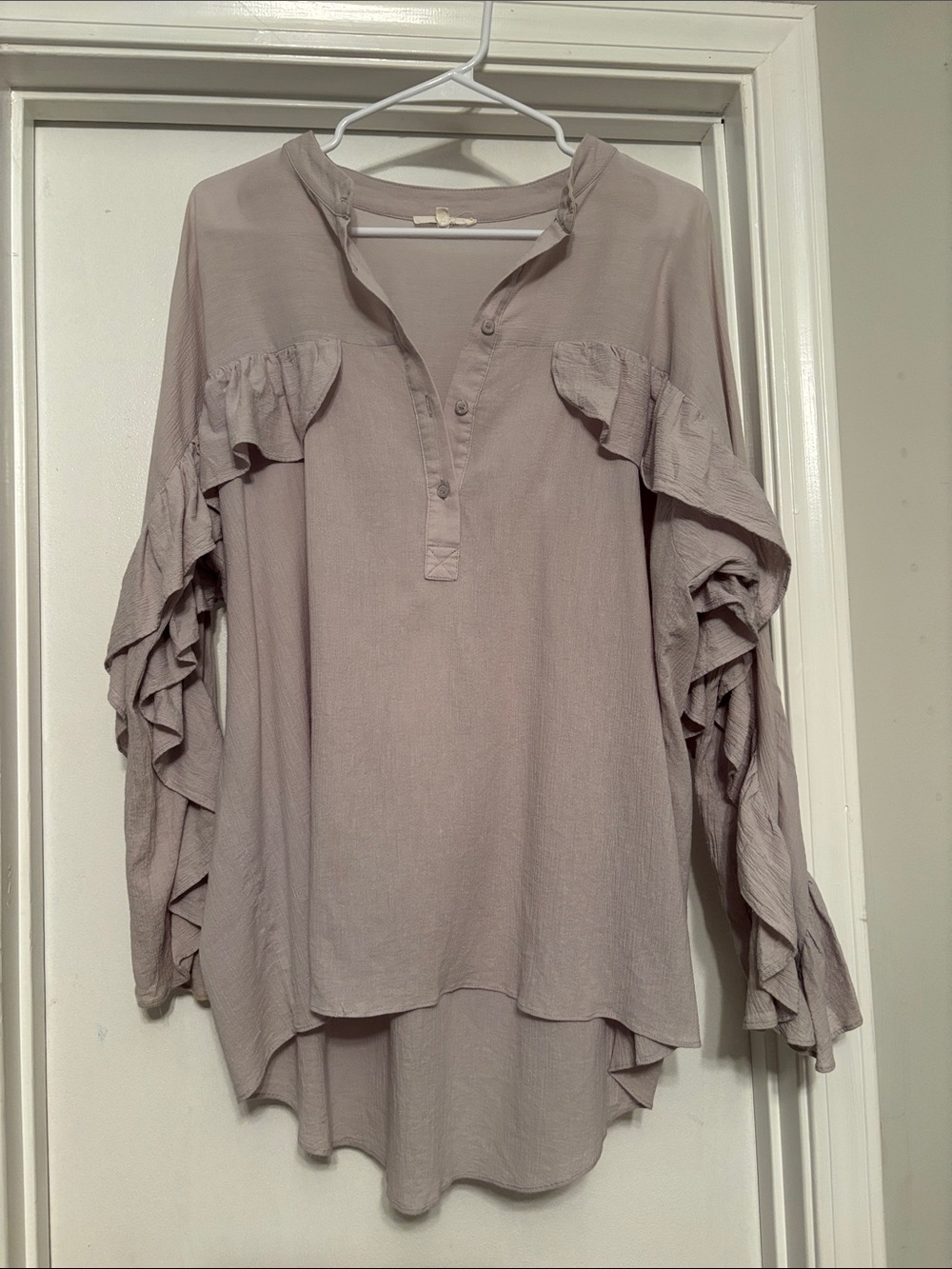 Easel Ruffled Henley Tunic in Gray